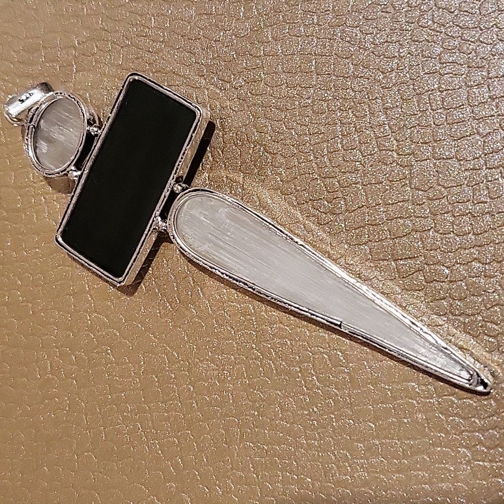 Gorgeous Selenite & Black Obsidian Pendant - Picture 7 of 7